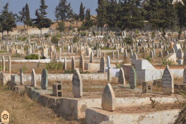 زيارة القبور في المنام.. رموز ودلالات تحمل رسائل روحية للرائي