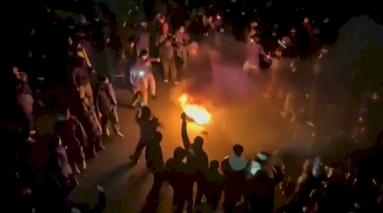 إيران تشتعل.. مقتل متظاهرين وتصاعد الاحتجاجات المناهضة للنظام في طهران والمدن الأخرى