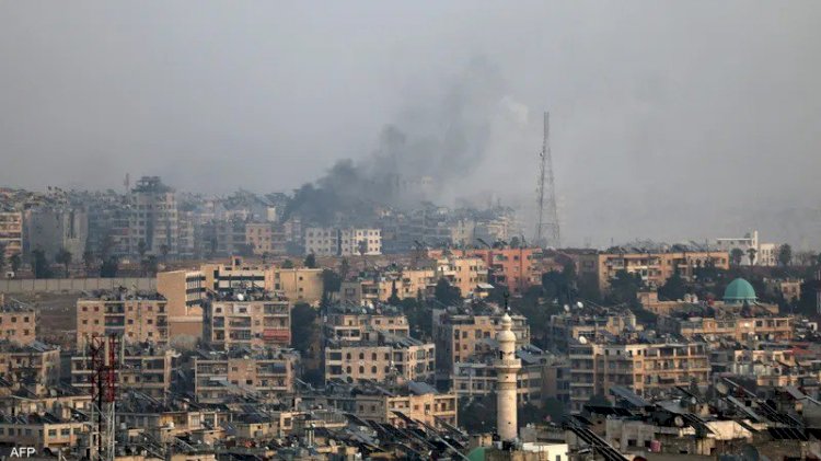 الجيش السوري يسيطر على أحياء رئيسية في حلب.. انسحاب قسد وسط مخاوف من تصعيد إقليمي