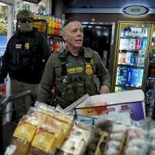 غريغوري بوفينو.. حين يتحوّل رجل الحدود إلى أيقونة سياسية