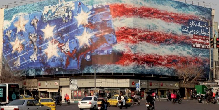 أرمادا ترامب تقترب من إيران.. وتحذيرات أمريكية مباشرة للعراق لعدم التدخل