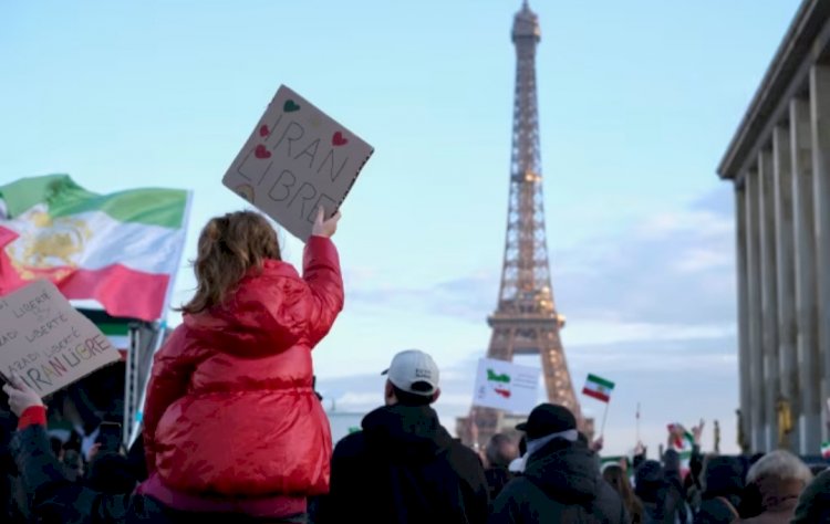 إيران على شفا الحرب.. ترامب يفتح باب الحوار وأوروبا تصنف الحرس الثوري إرهابيًا