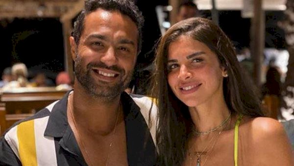 رسالة حب علنية.. كريم فهمي يحتفل بعيد ميلاد زوجته دانية بلحظات رومانسية