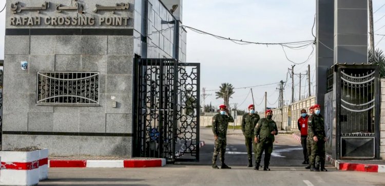 غزة على صفيح ساخن.. معبر رفح ومواجهات مستمرة مع الجيش الإسرائيلي