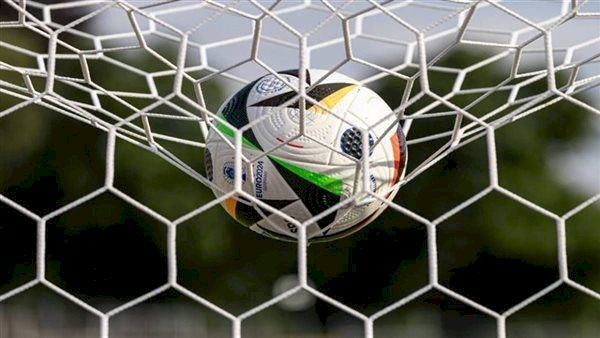 جدول مباريات اليوم.. توتنهام يواجه كريستال بالاس والأهلي يصطدم بالمقاولون