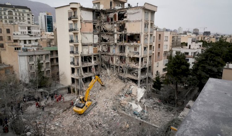 محادثات أميركية إيرانية مفاجئة تدفع واشنطن لتأجيل هجمات على البنية التحتية للطاقة