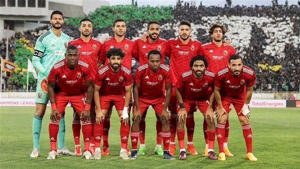 ثنائي الأهلي يتصدر التشكيل المثالي لإياب ربع نهائي دوري أبطال أفريقيا