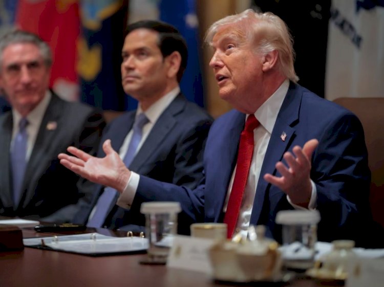 هدنة تكتيكية.. واشنطن تمنح طهران 10 أيام إضافية لفتح مضيق هرمز