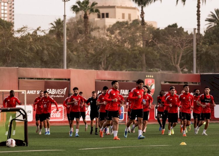 الأهلي ضد سموحة.. تعرف على الموعد والتشكيل والقناة الناقلة