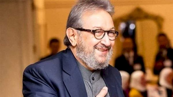 في ذكرى رحيل نور الشريف.. كيف تحول من ملاعب كرة القدم إلى عرش التمثيل؟